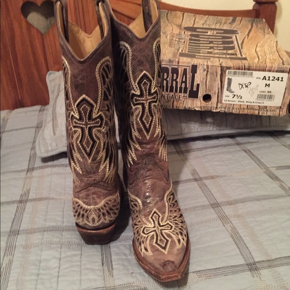 Corral ladies boots - Picture 1 of 2